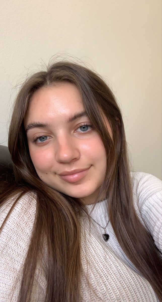 Camila F.